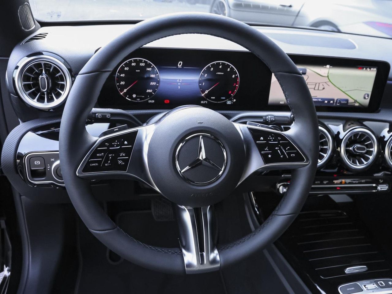 Mercedes-Benz A-Klasse – Bild 14