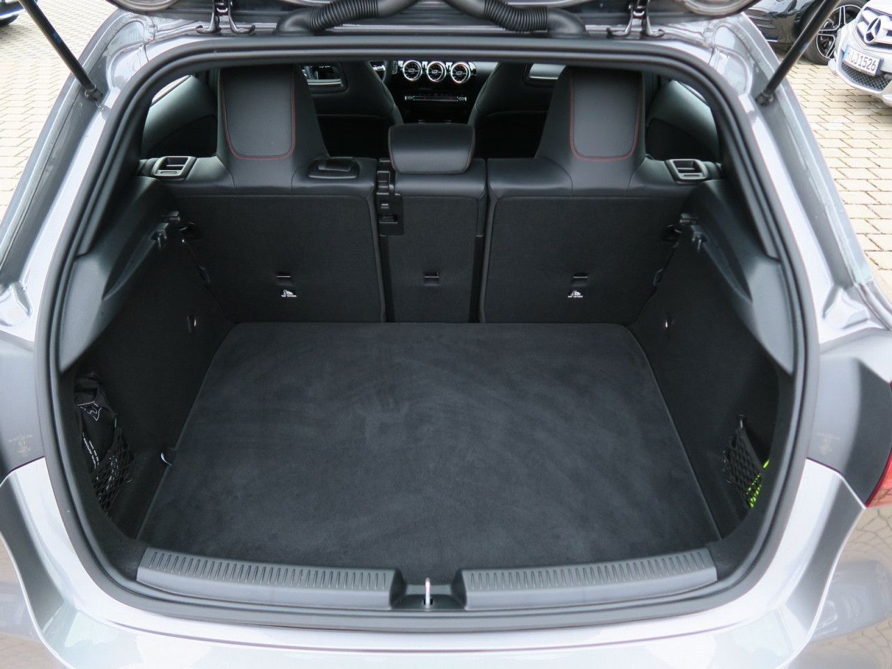 Mercedes-Benz A-Klasse – Bild 15