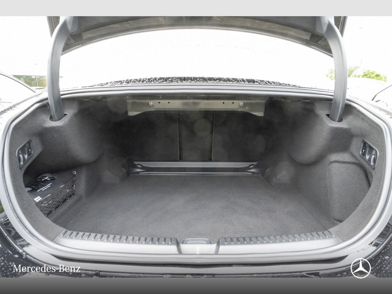 Mercedes-Benz E-Klasse – Bild 15
