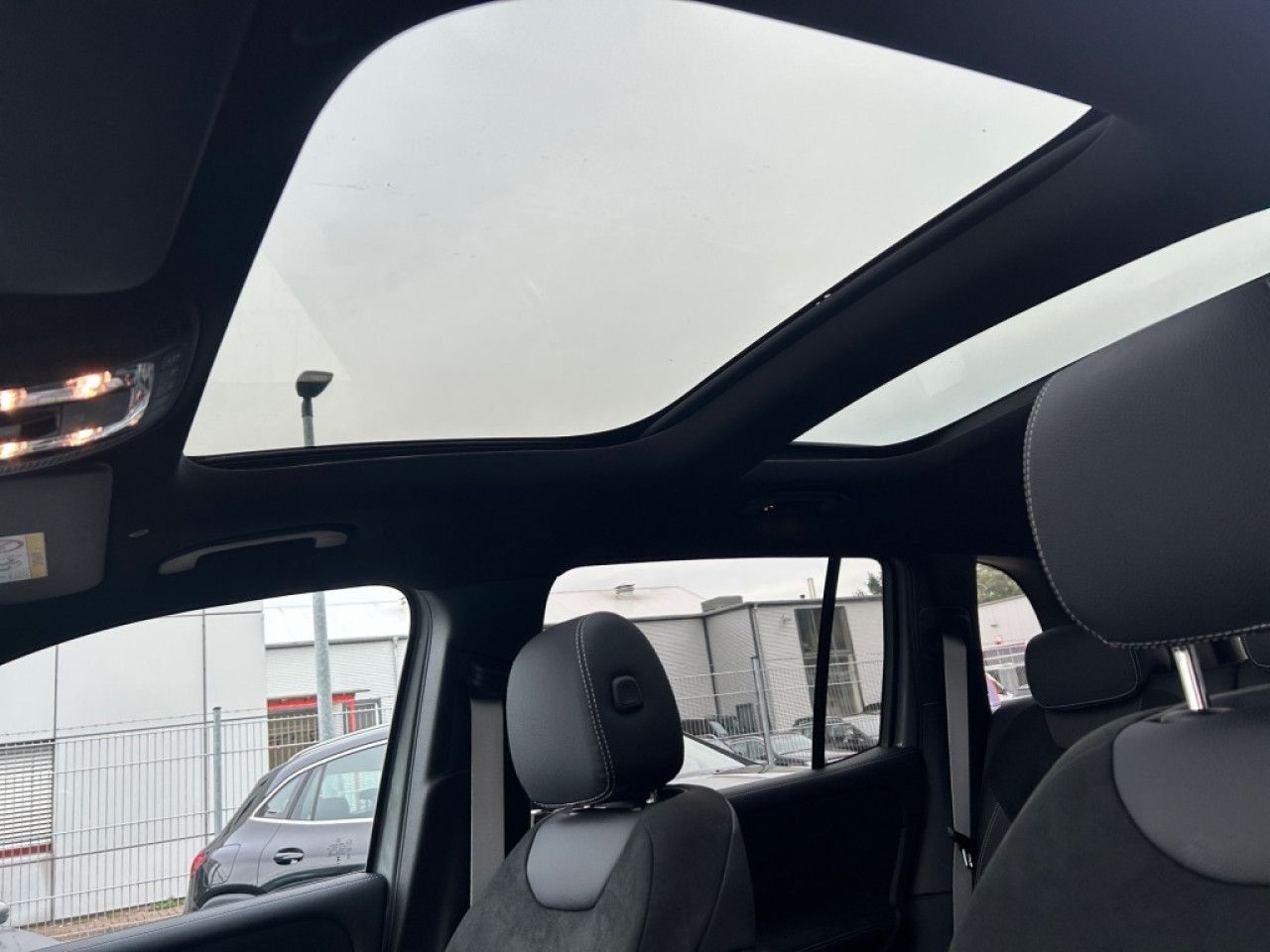 Mercedes-Benz GLB – Bild 17