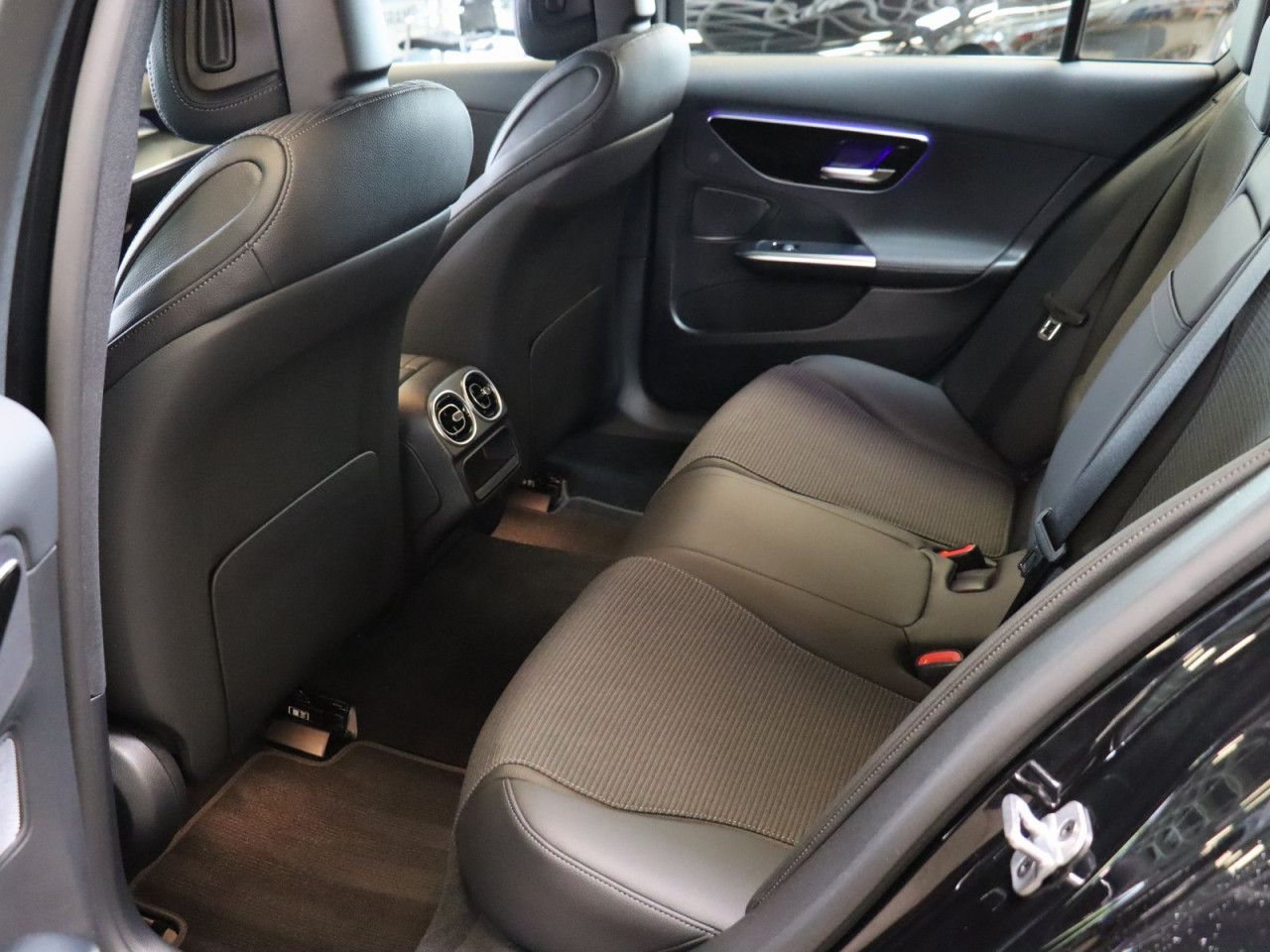 Mercedes-Benz C-Klasse – Bild 23