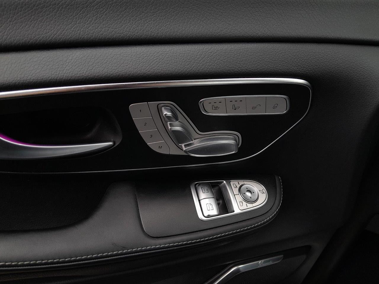 Zdjęcie pojazdu 4 / 20