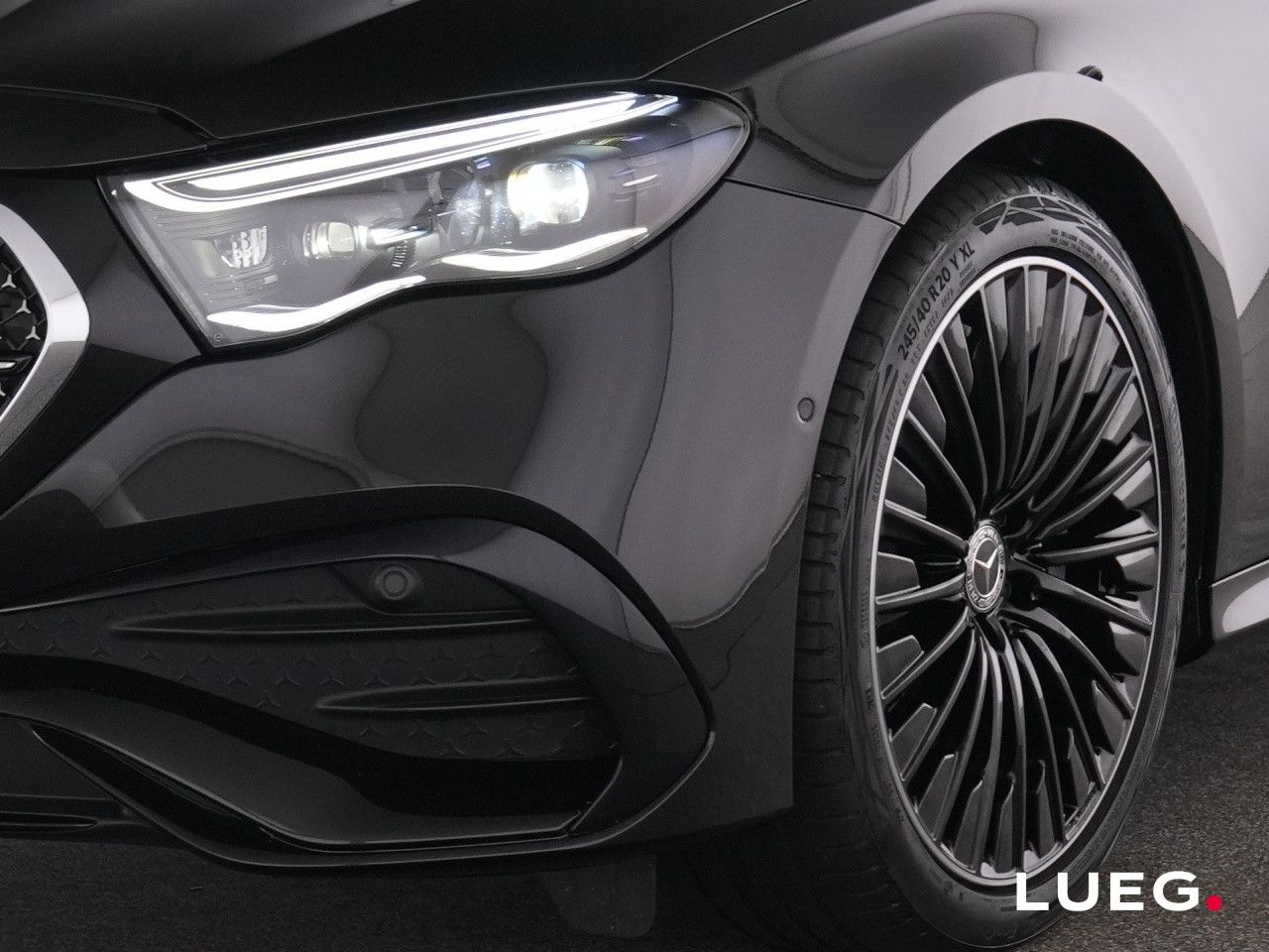 Mercedes-Benz E-Klasse – Bild 8