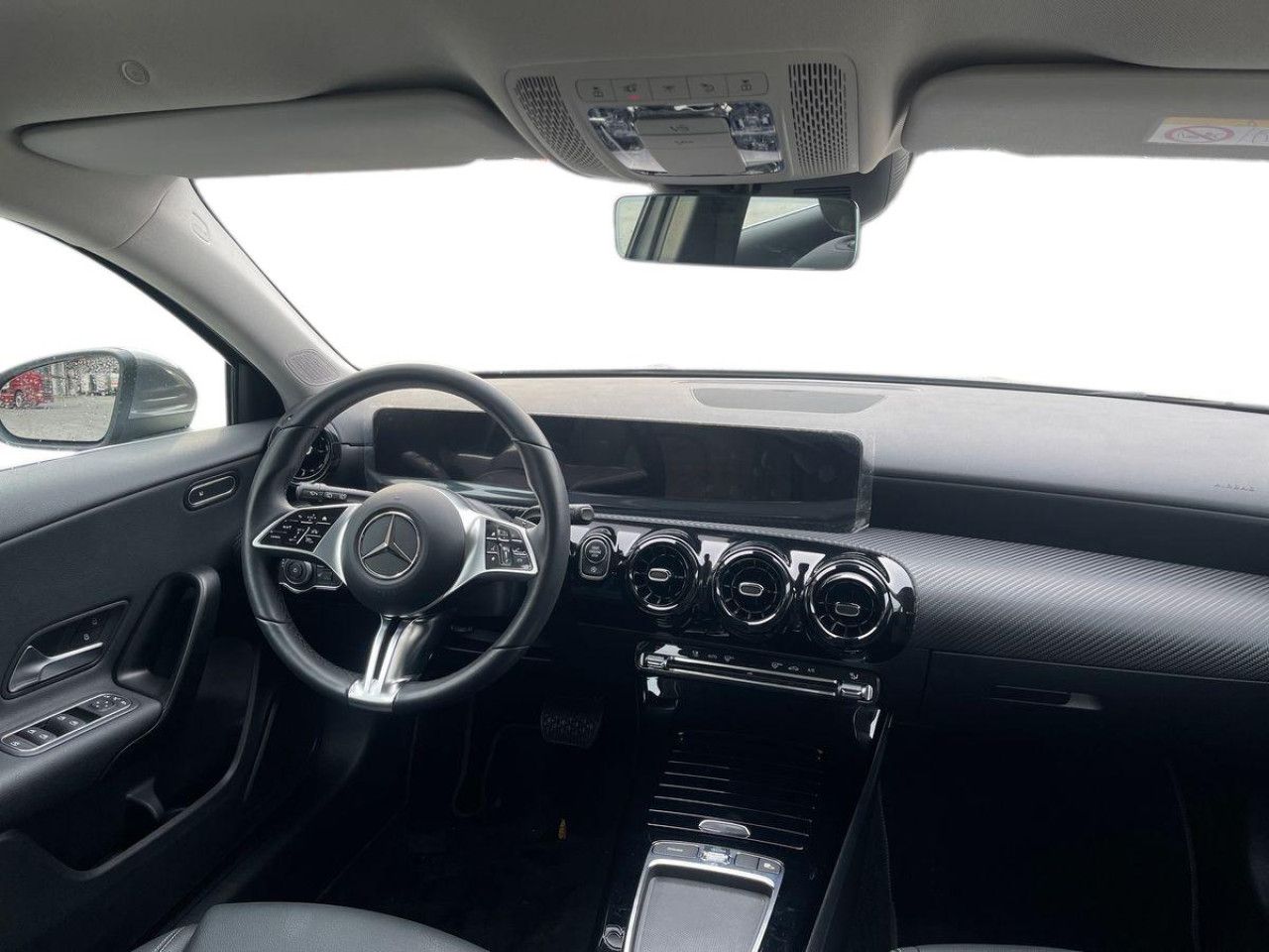 Imagem do veículo 12 / 20