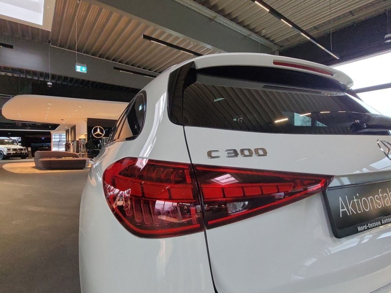 Mercedes-Benz C-Klasse – Bild 13