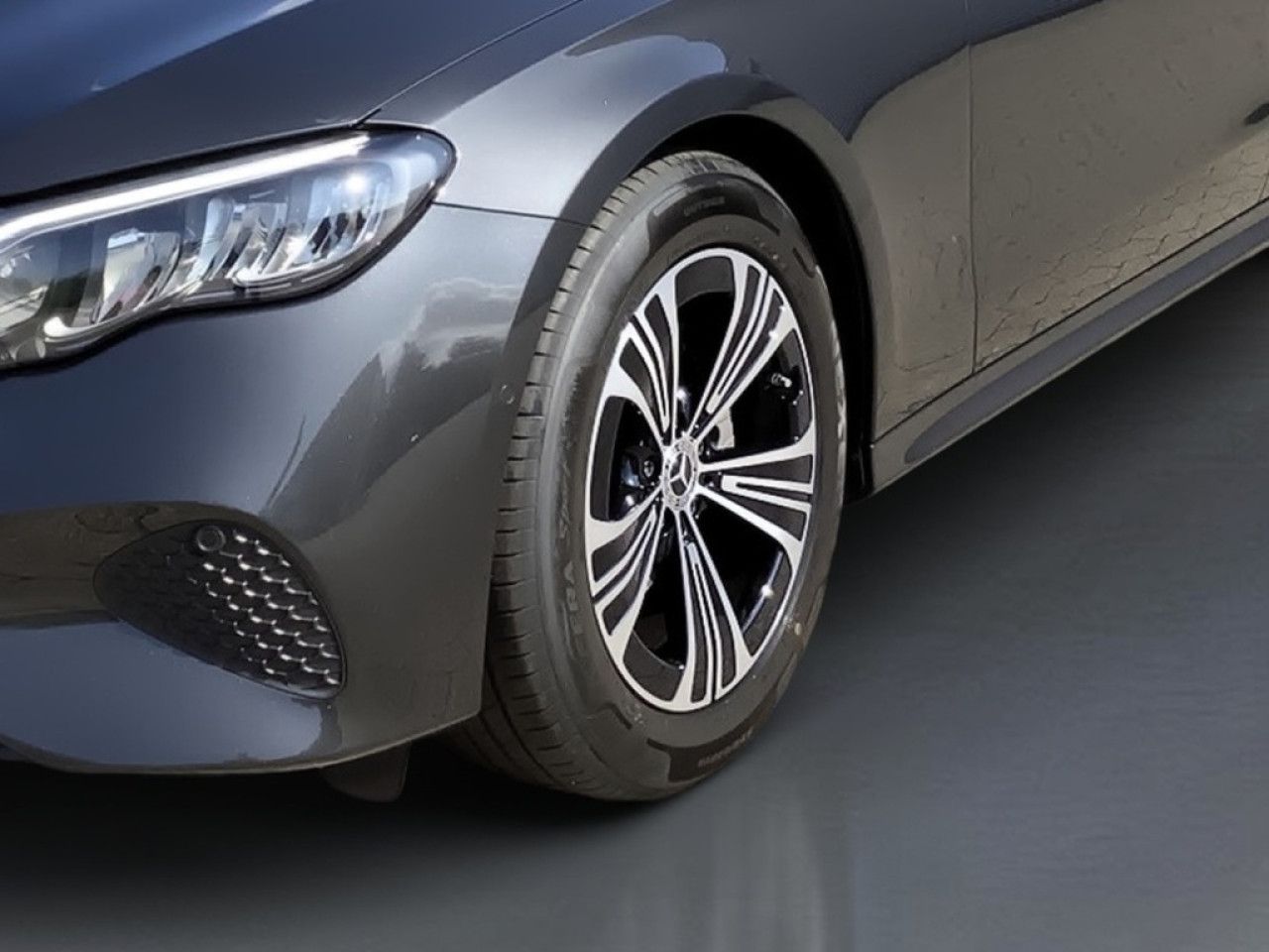 Mercedes-Benz E-Klasse – Bild 4