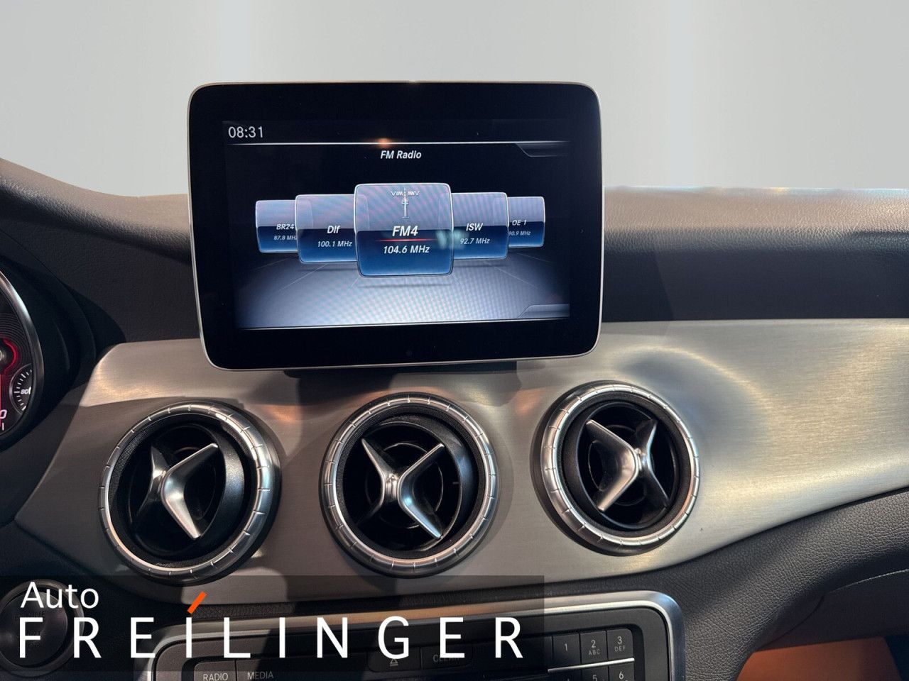 Fahrzeugbild 11 / 15