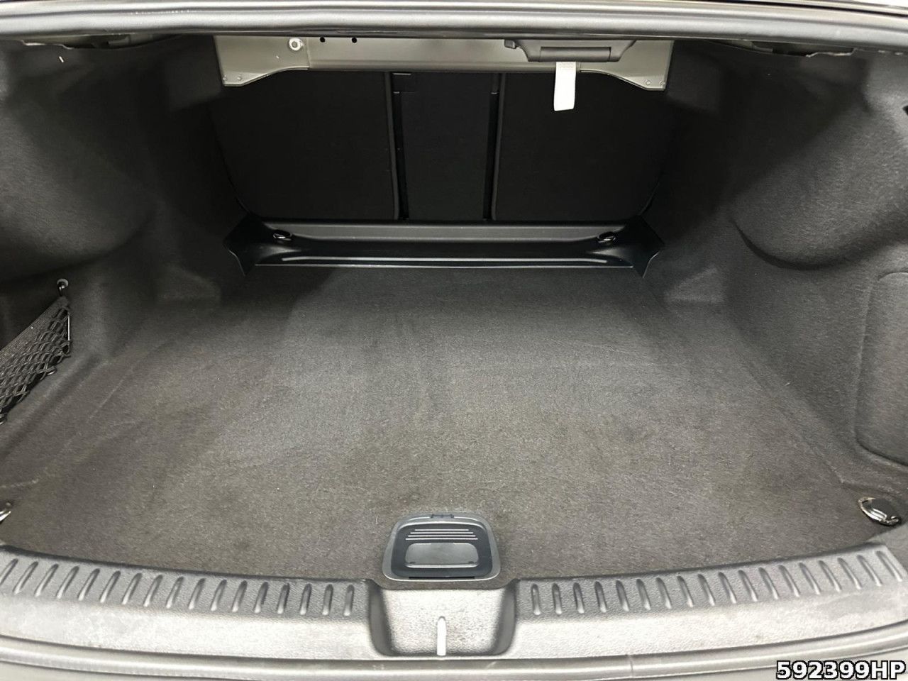 Mercedes-Benz E-Klasse – Bild 6