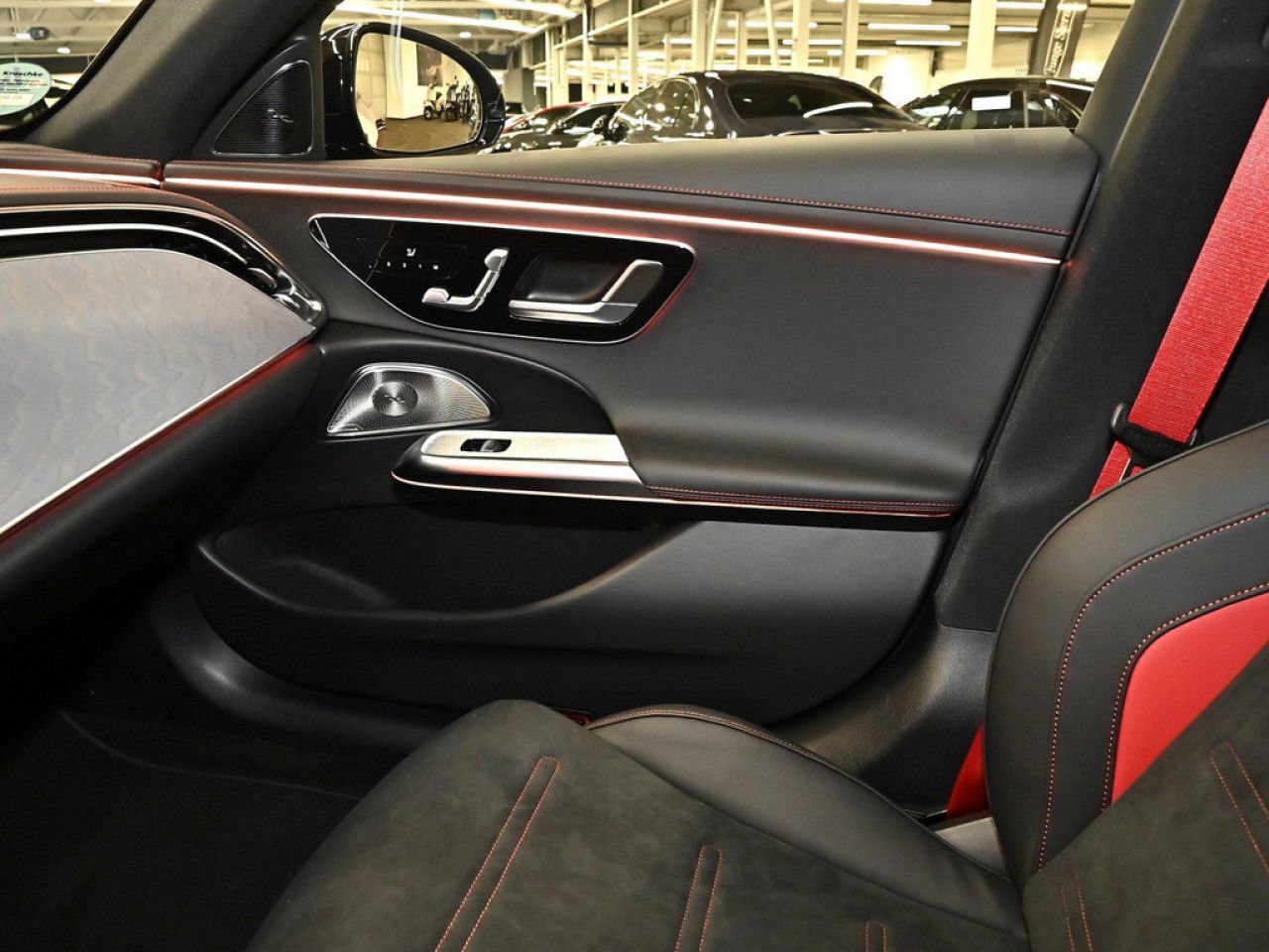 Mercedes-Benz E-Klasse – Bild 15