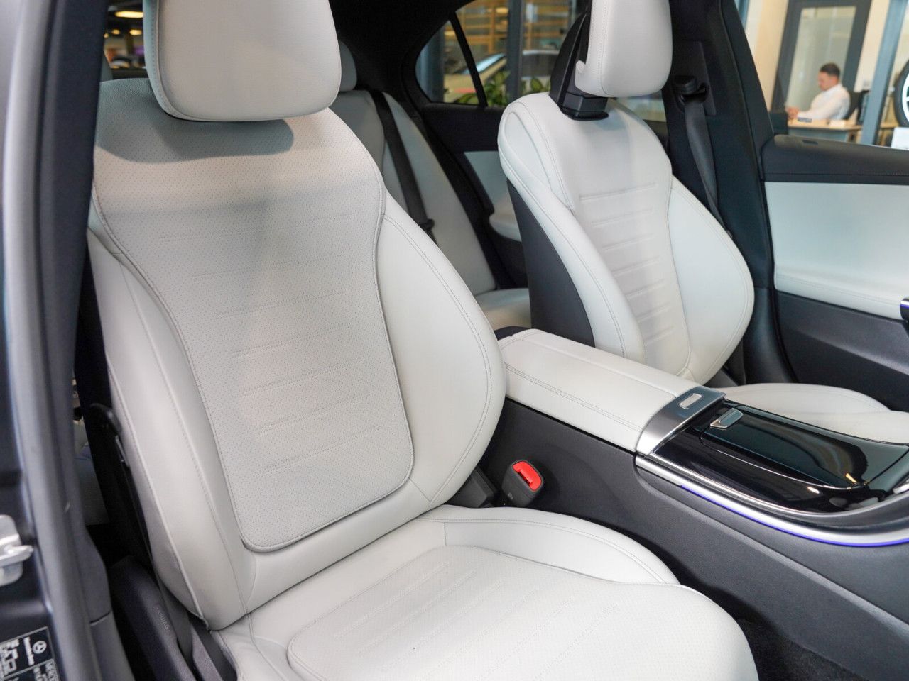 Mercedes-Benz C-Klasse – Bild 4