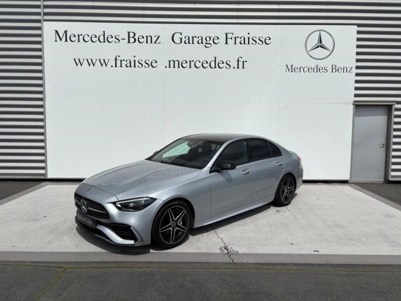 Photo du véhicule 1 / 17