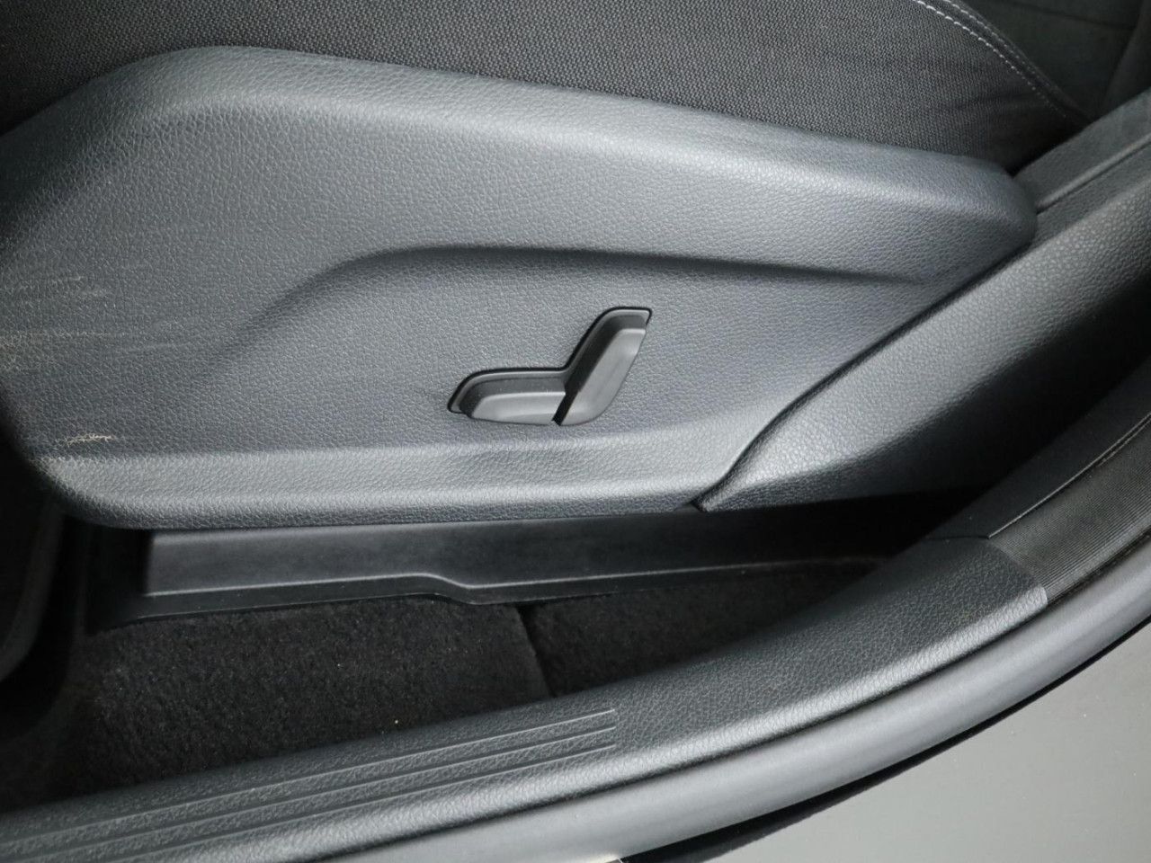 Fahrzeugbild 26 / 27