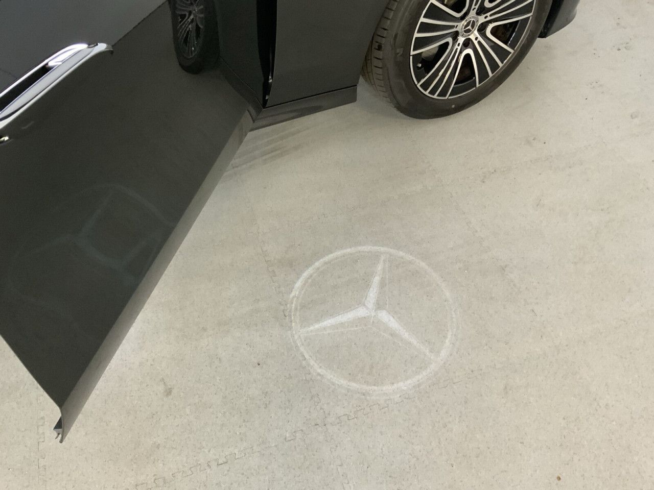 Mercedes-Benz E-Klasse – Bild 14