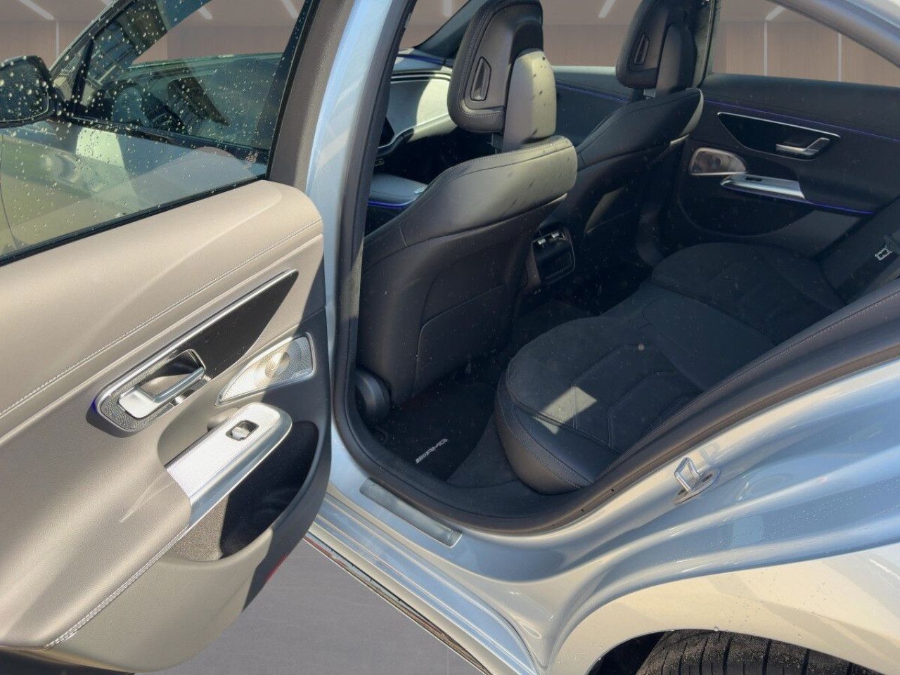 Mercedes-Benz E-Klasse – Bild 7