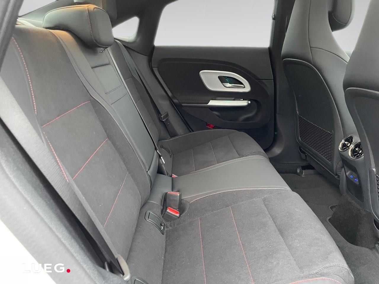 Fahrzeugbild 12 / 19