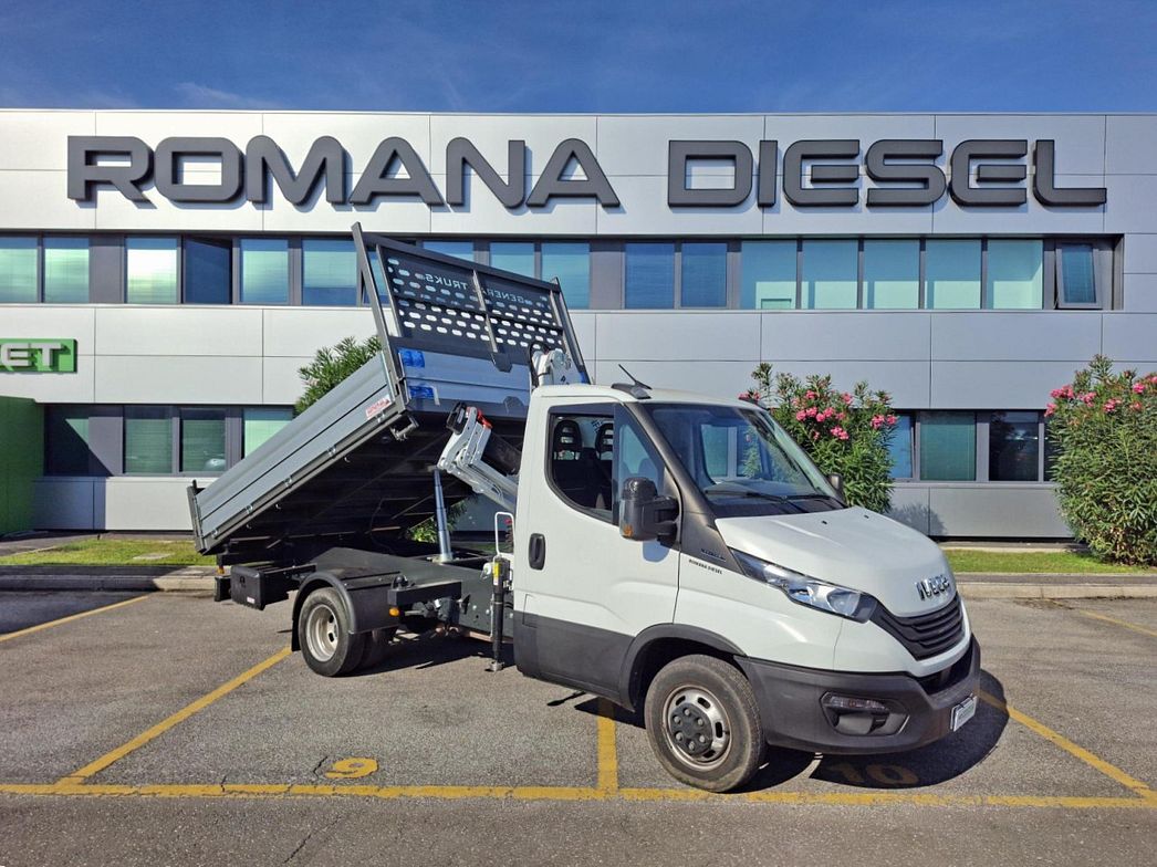 IVECO | 35C14 CABINATO CON GRU