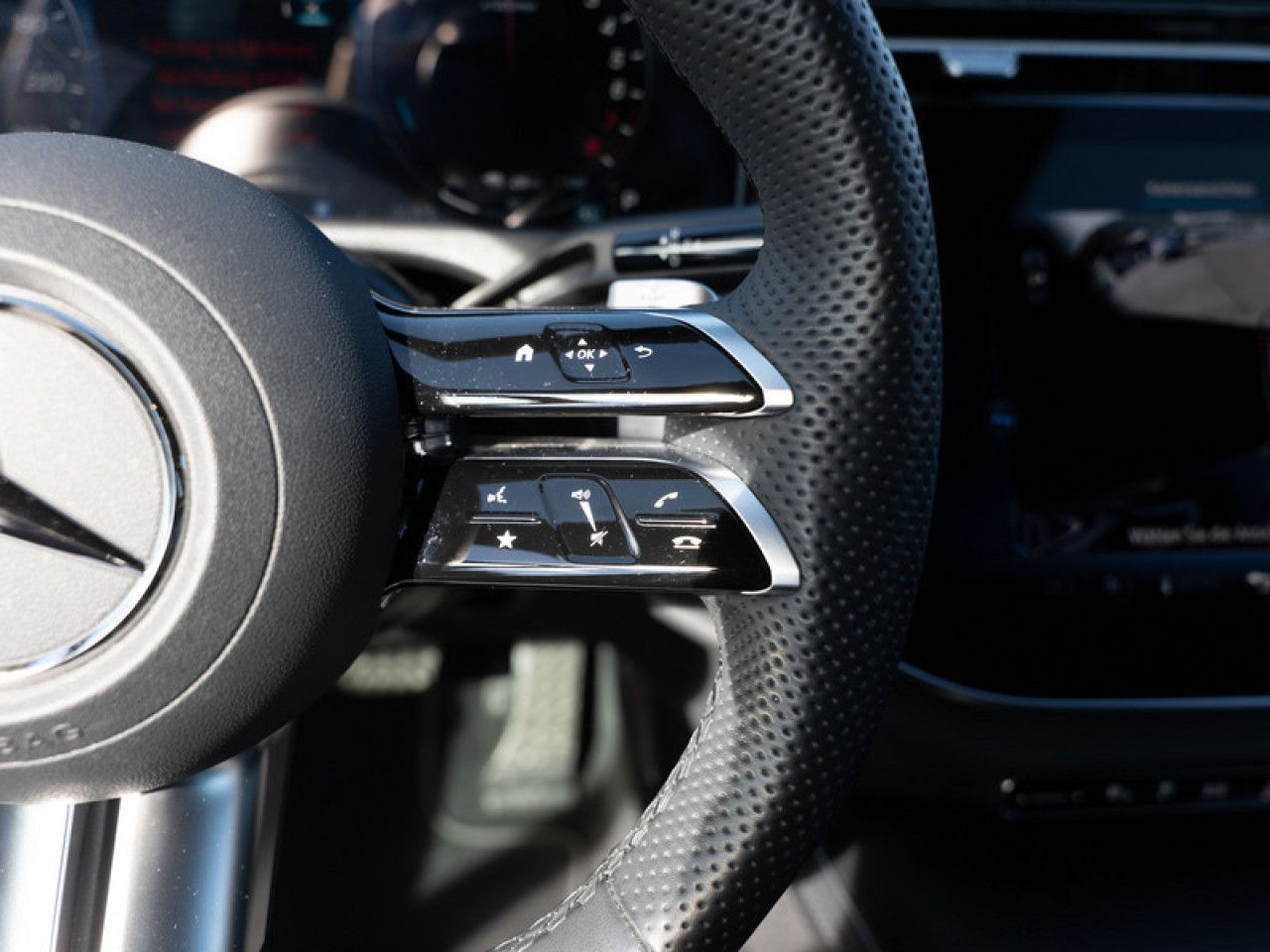 Mercedes-Benz E-Klasse – Bild 16