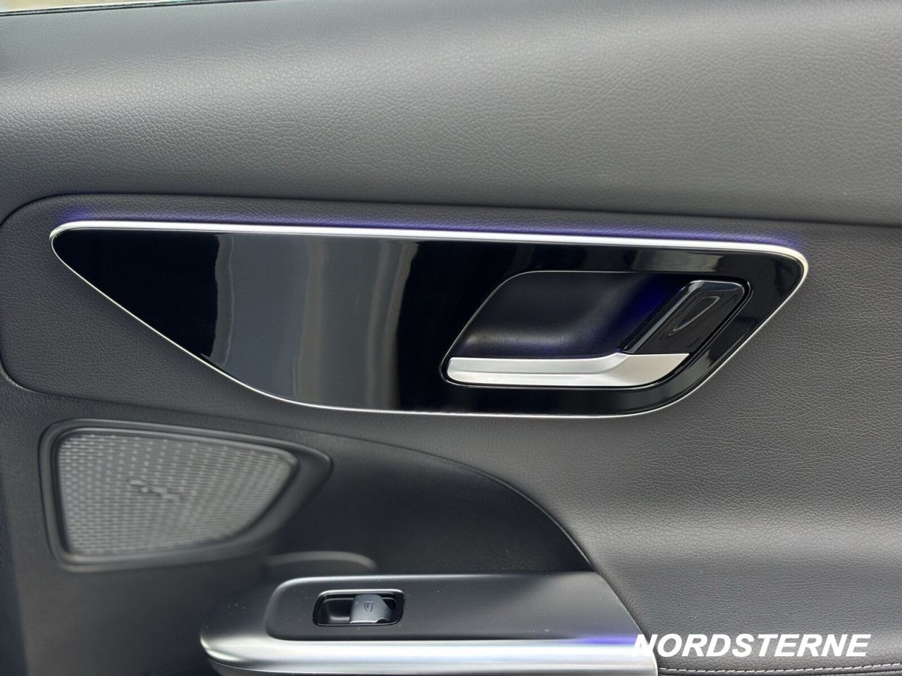Mercedes-Benz C-Klasse – Bild 26