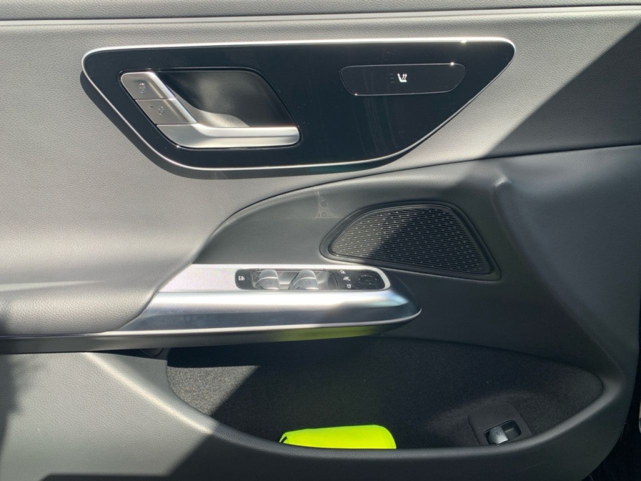 Mercedes-Benz E-Klasse – Bild 9