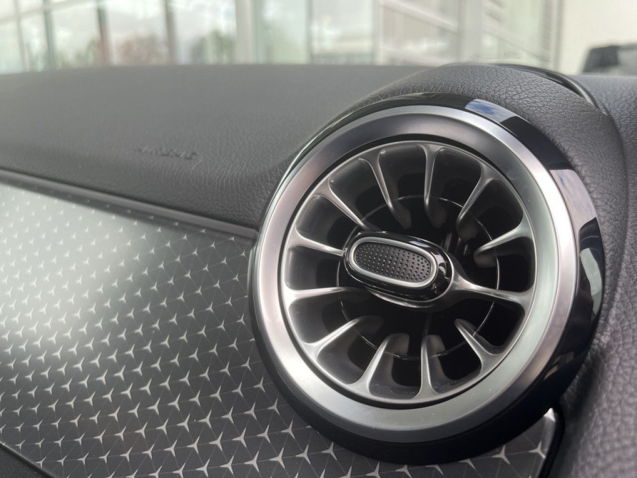 Mercedes-Benz GLA – Bild 15