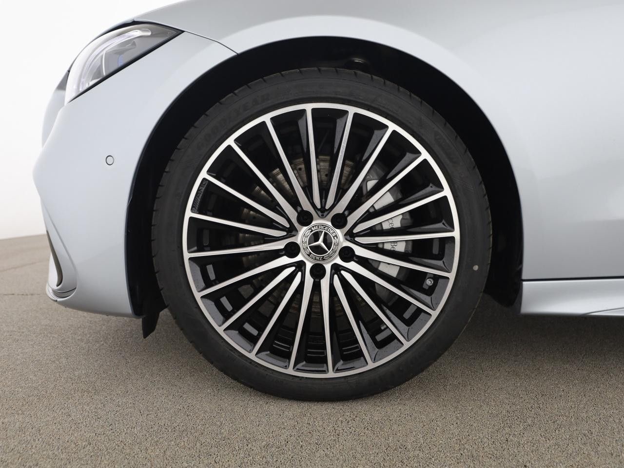 Mercedes-Benz C-Klasse – Bild 16