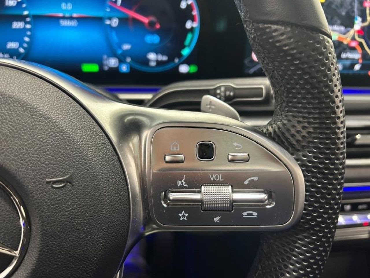 Photo du v&eacute;hicule 13 / 18