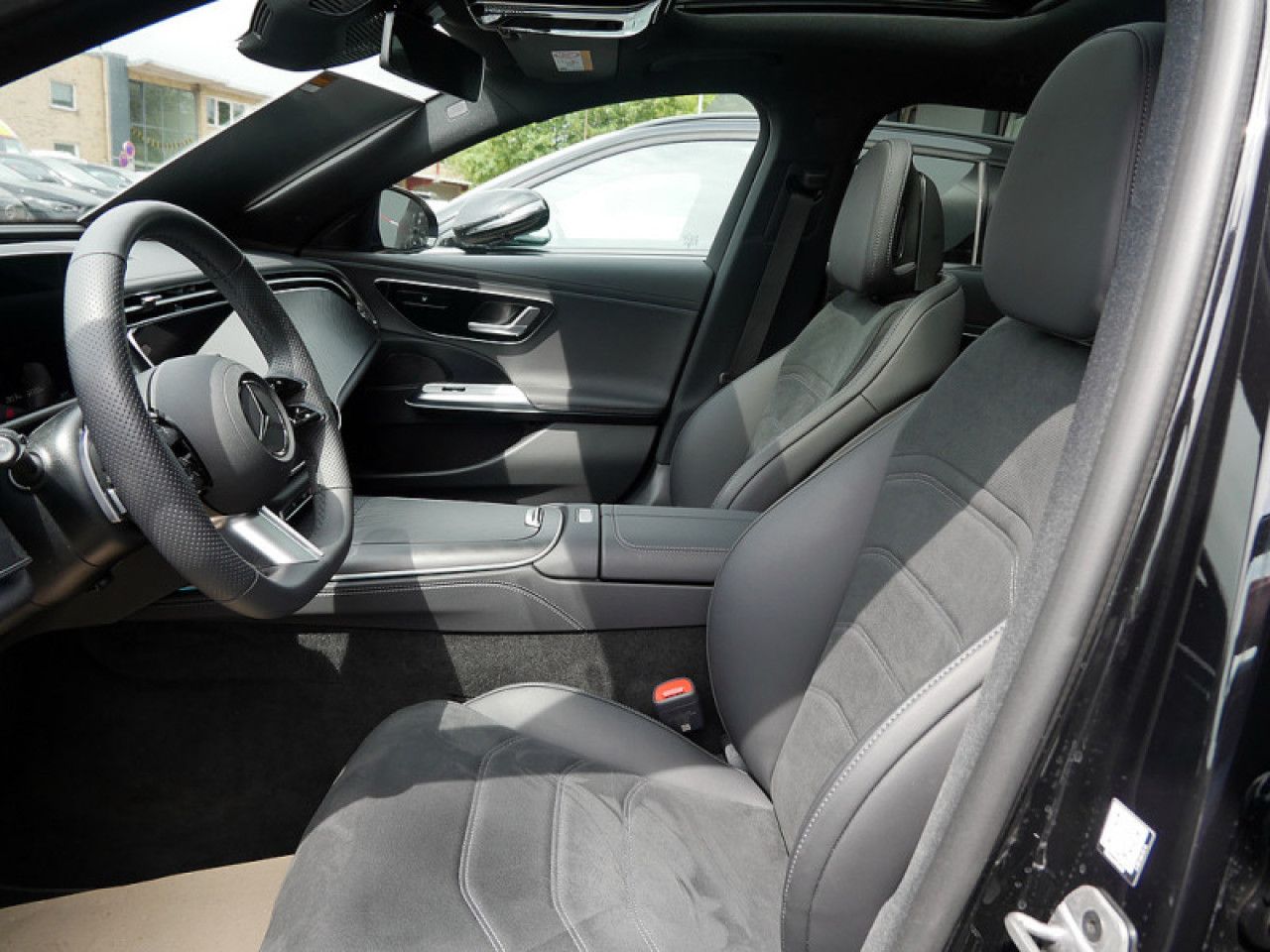 Mercedes-Benz E-Klasse – Bild 16
