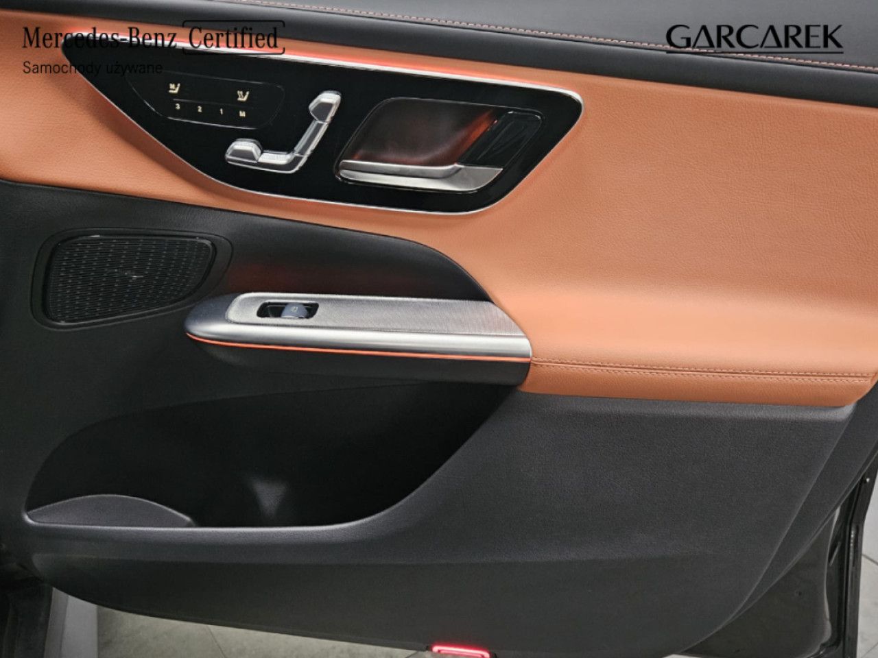 Zdjęcie pojazdu 9 / 25