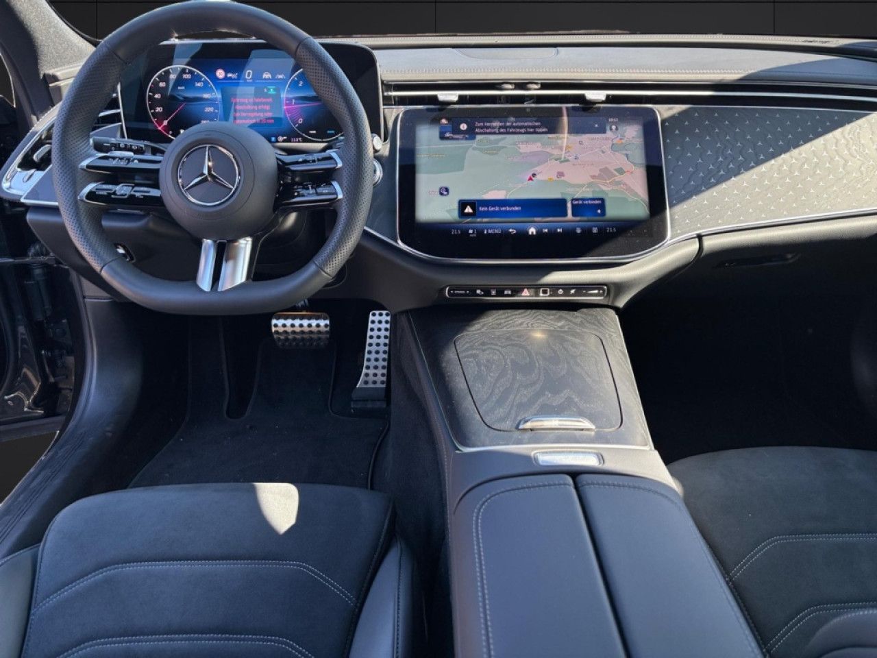 Mercedes-Benz E-Klasse – Bild 12