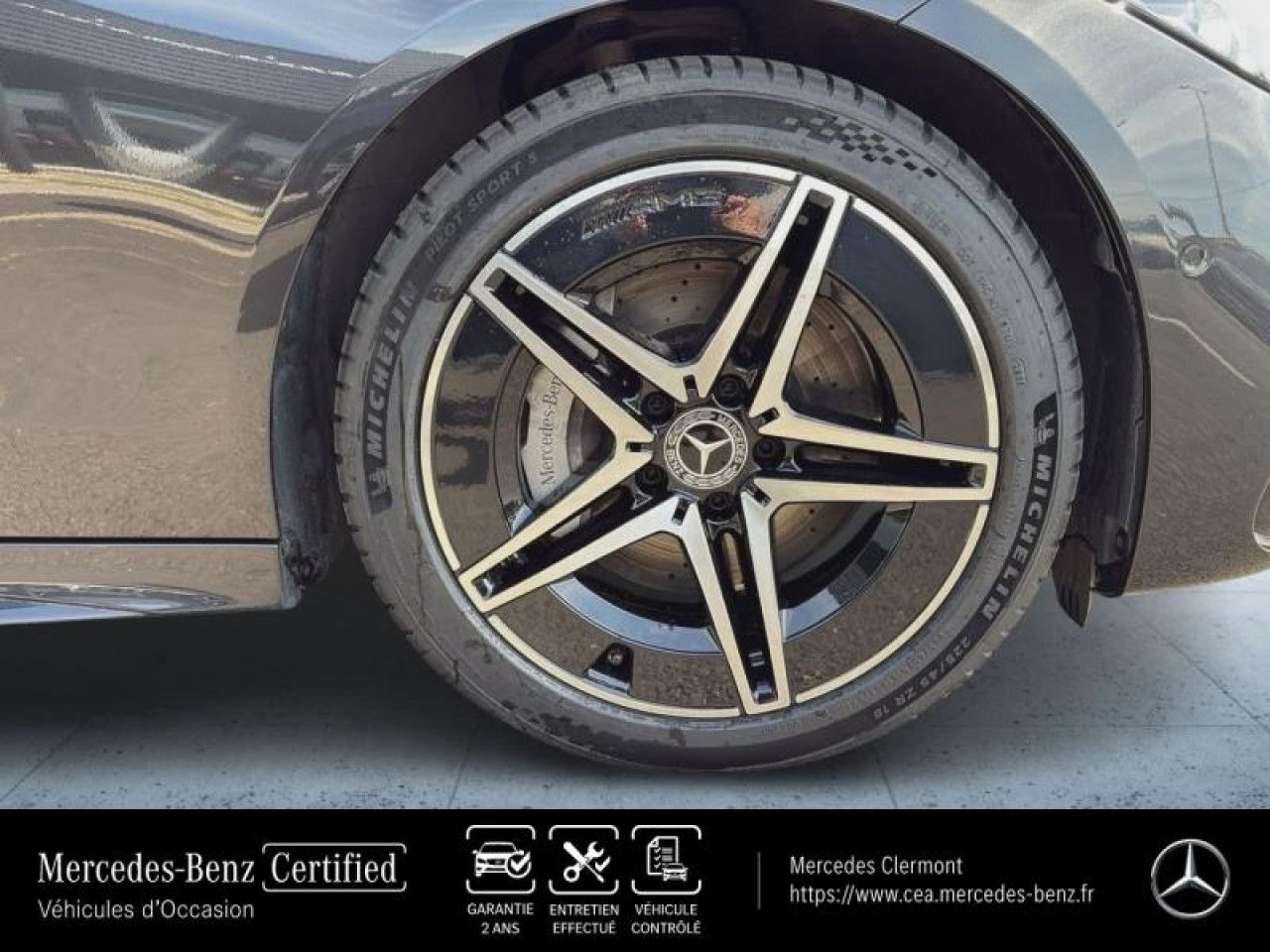 Photo du v&eacute;hicule 8 / 18