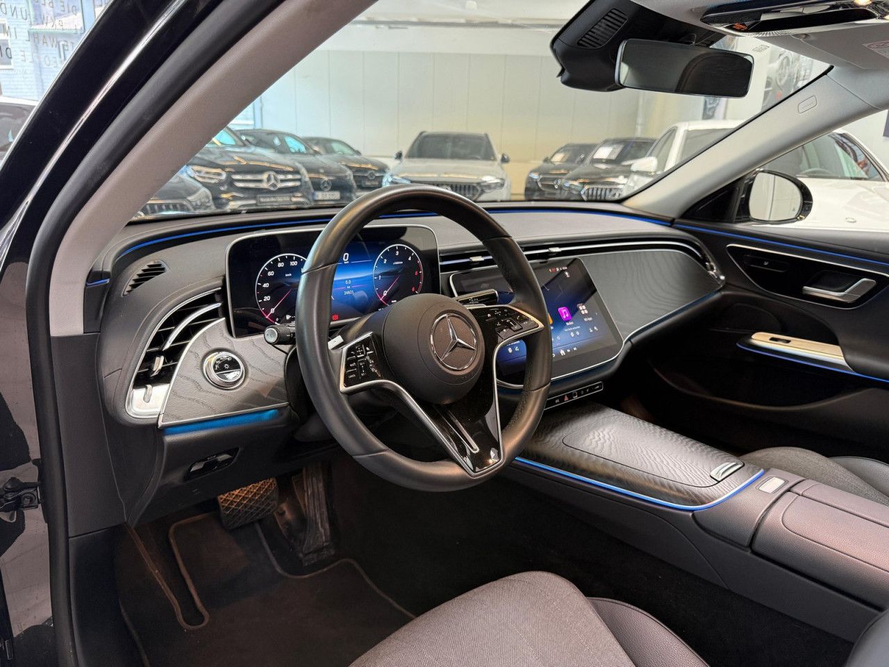 Mercedes-Benz E-Klasse – Bild 13