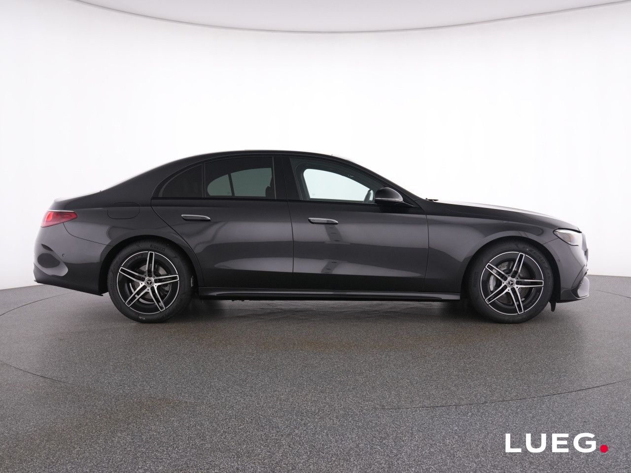 Mercedes-Benz E-Klasse – Bild 11