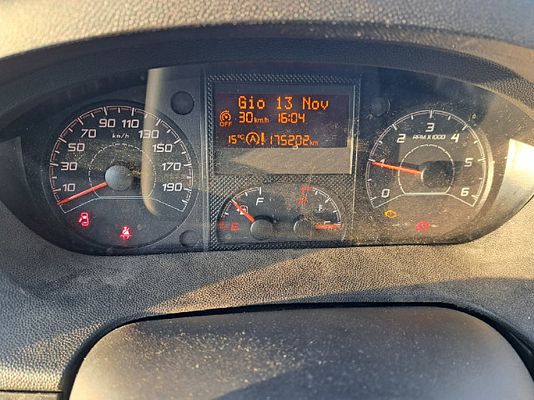 Vehicle image 12 / 12