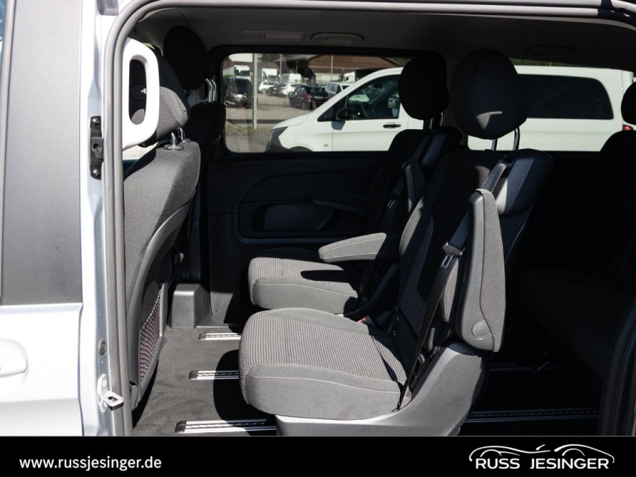 Mercedes-Benz EQV – Bild 9