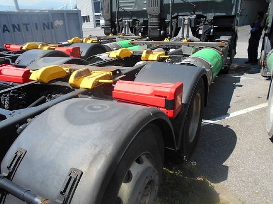 Vehicle image 7 / 9