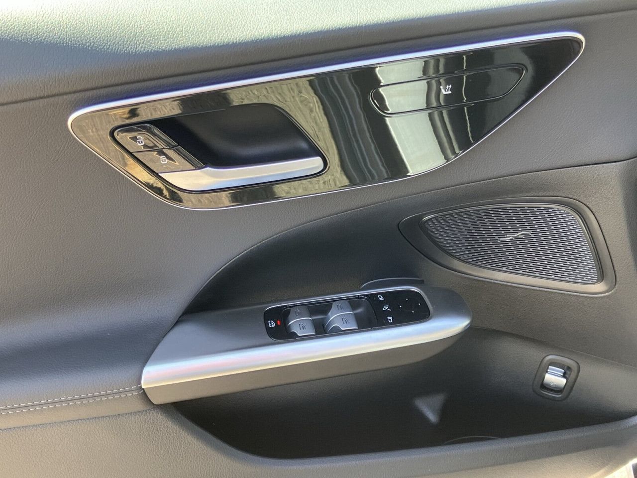 Mercedes-Benz C-Klasse – Bild 6