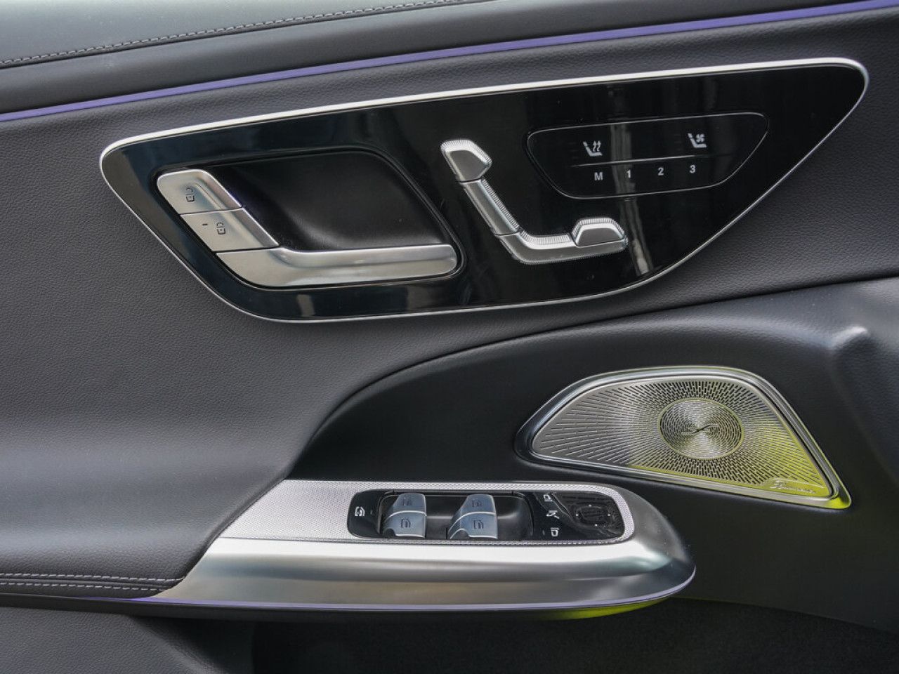 Mercedes-Benz E-Klasse – Bild 15