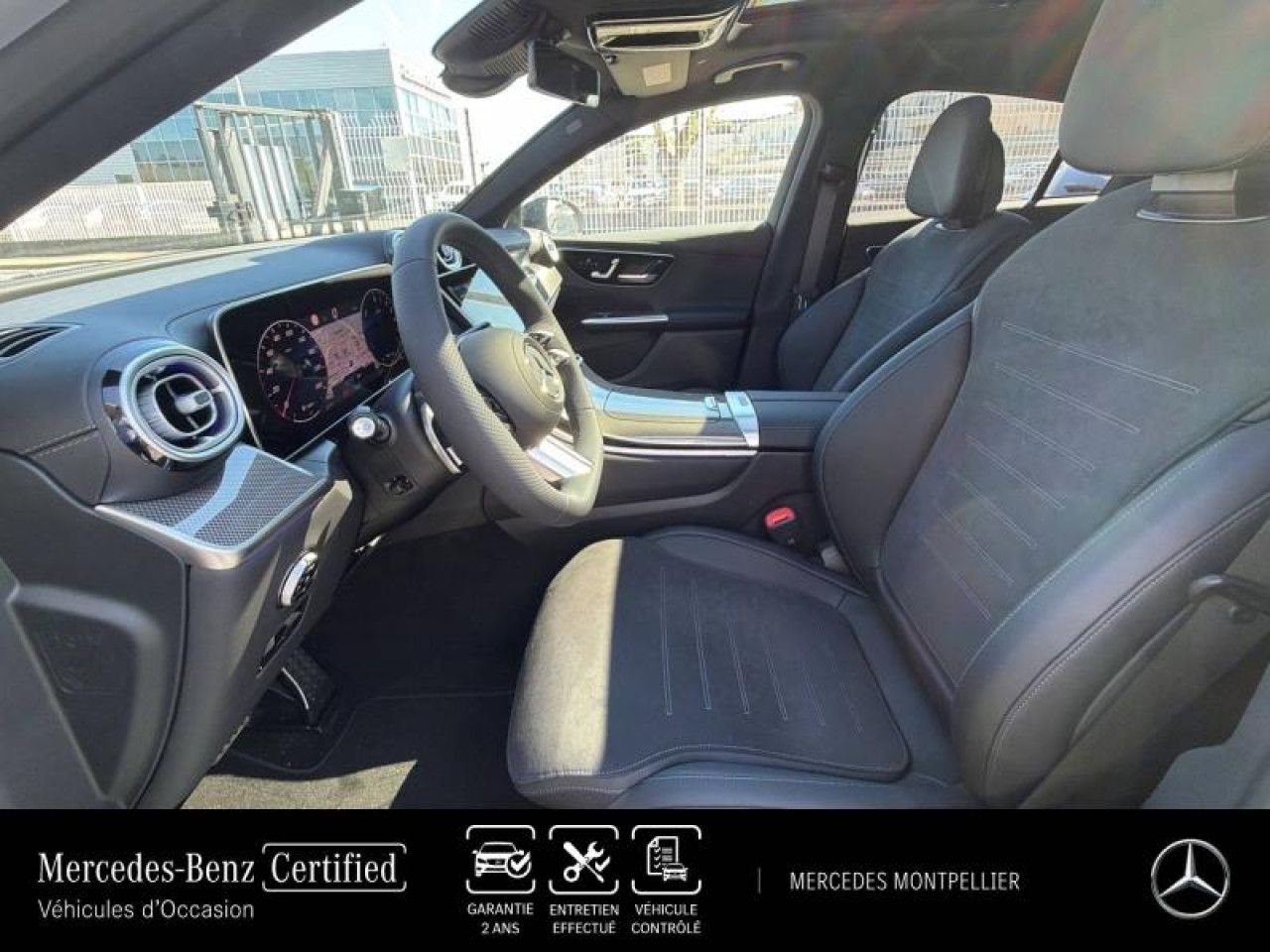 Photo du v&eacute;hicule 9 / 18