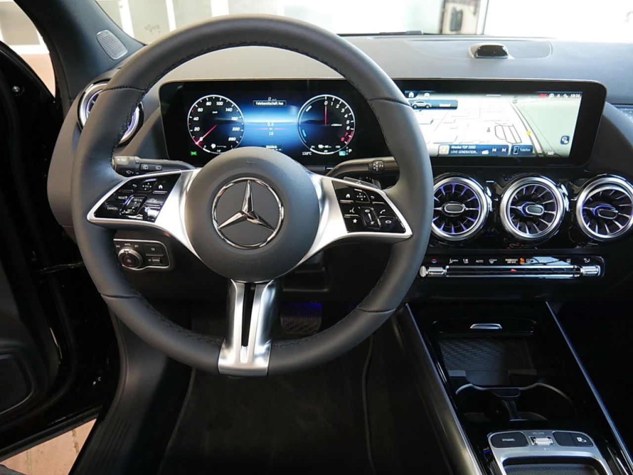 Mercedes-Benz GLA – Bild 11