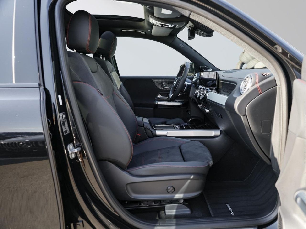 Mercedes-Benz EQB – Bild 2