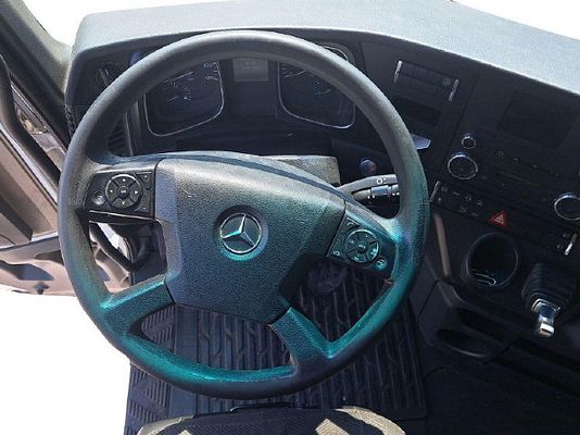 Vehicle image 16 / 20