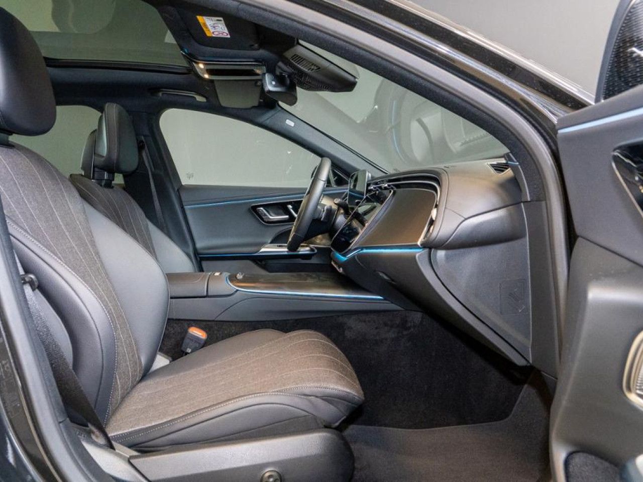 Mercedes-Benz E-Klasse – Bild 7