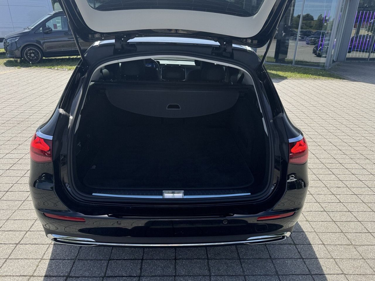 Mercedes-Benz E-Klasse – Bild 19