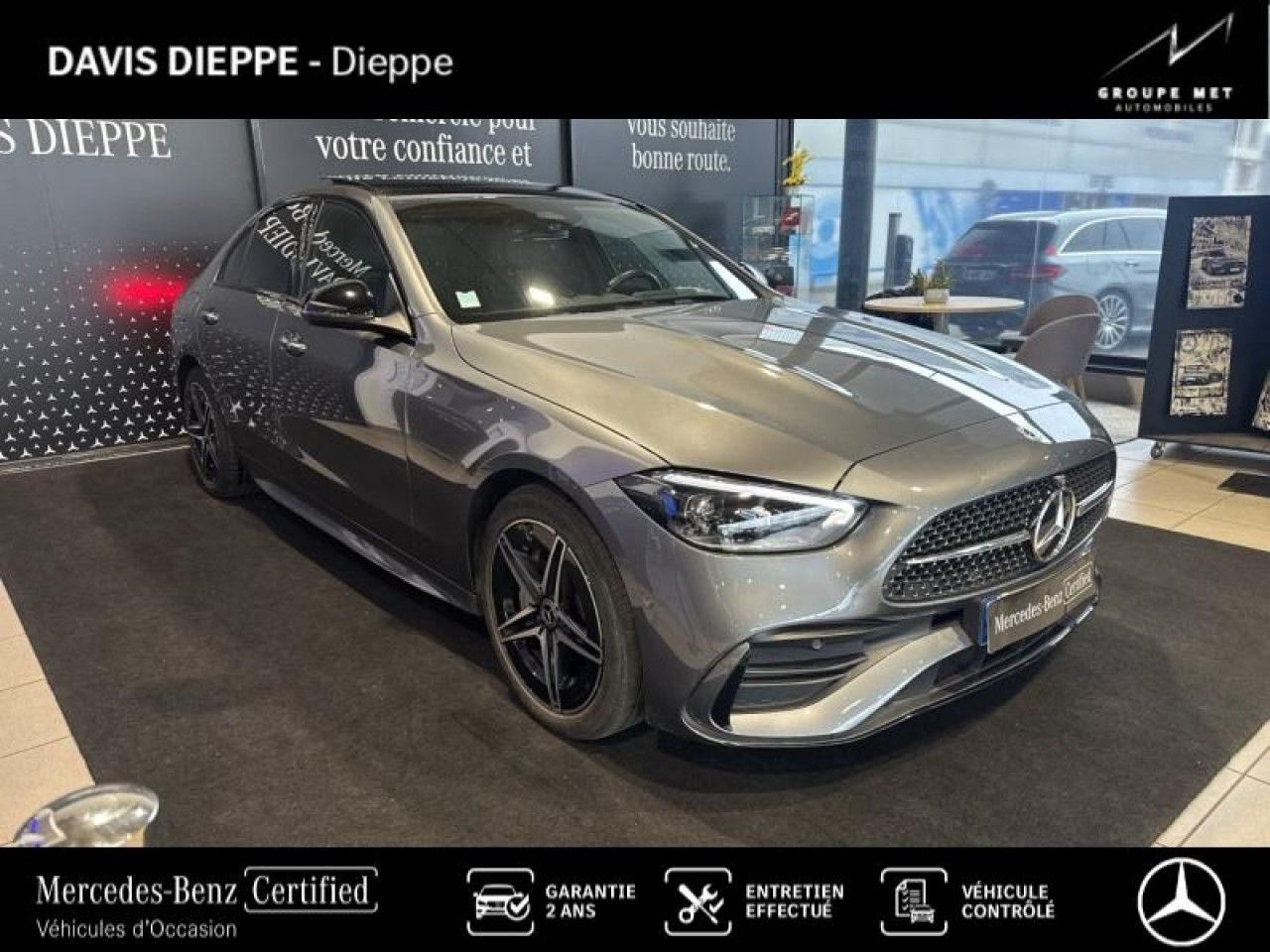 Photo du v&eacute;hicule 3 / 18