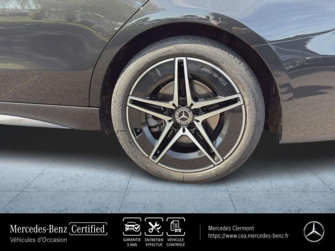 Photo du v&eacute;hicule 10 / 18