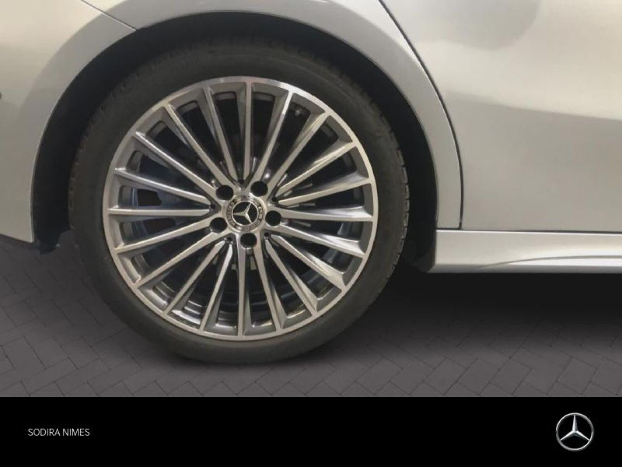 Photo du véhicule 18 / 18