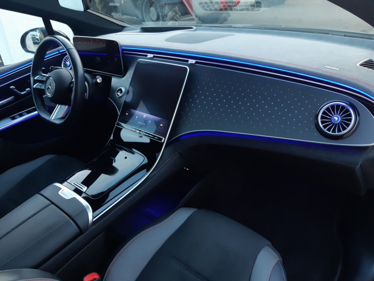 Photo du v&eacute;hicule 14 / 18