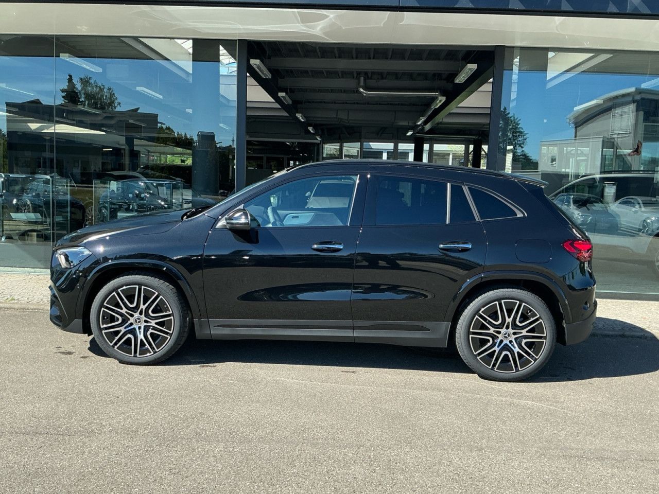 Mercedes-Benz GLA – Bild 2