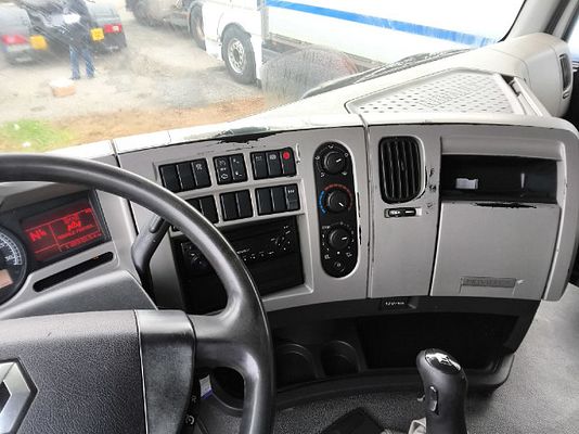 Vehicle image 11 / 13