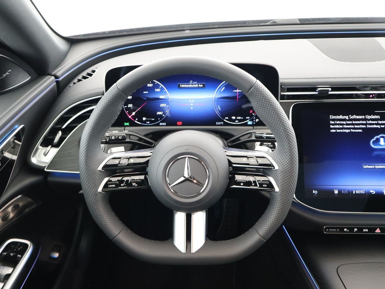 Mercedes-Benz E-Klasse – Bild 11